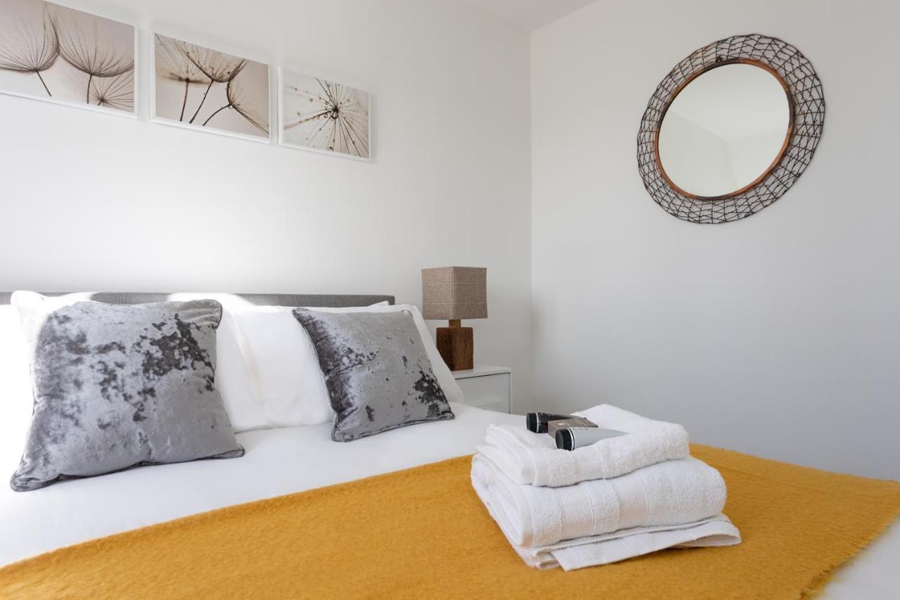 Castle Reach Apartment Colchester Extérieur photo